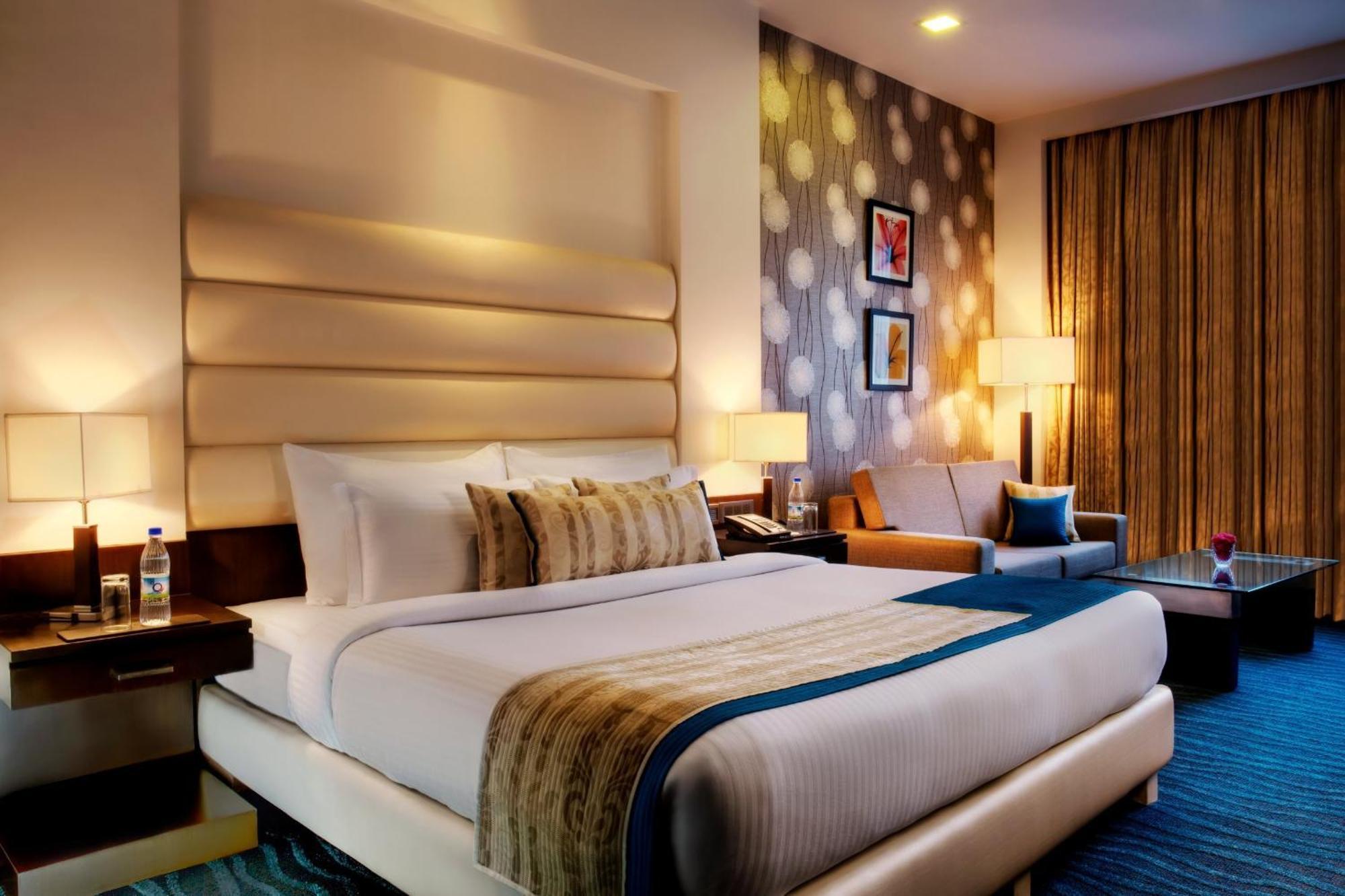 Golden Tulip Bhiwadi Hotel Exterior photo