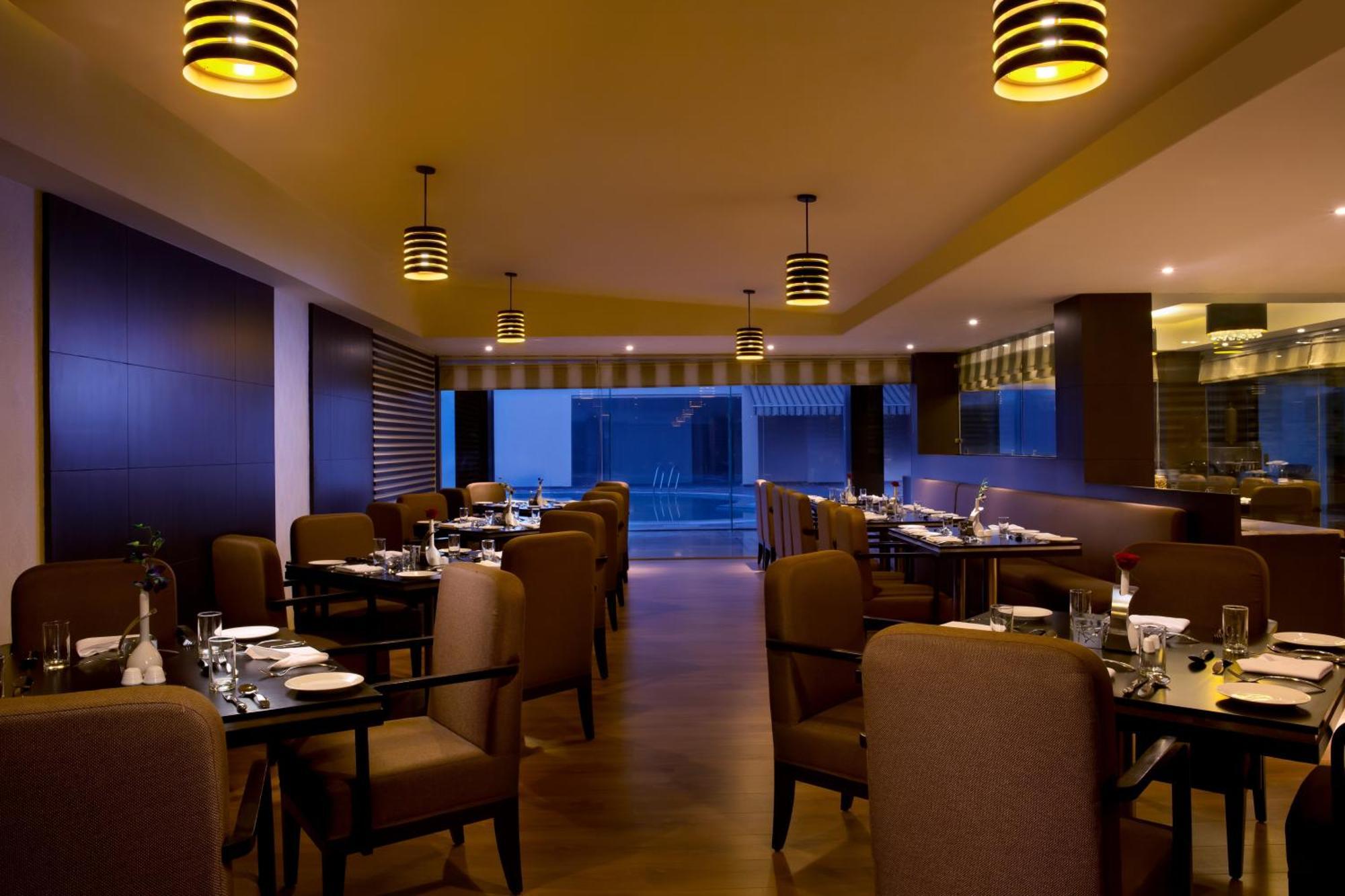 Golden Tulip Bhiwadi Hotel Exterior photo