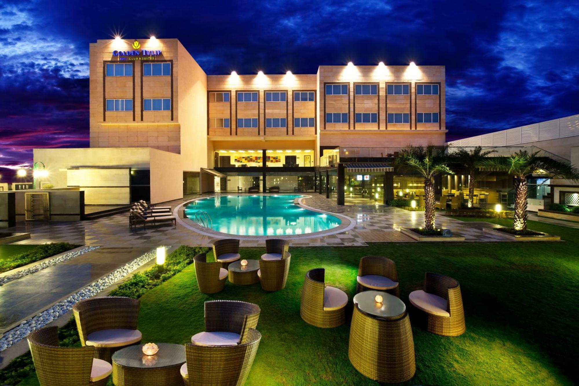 Golden Tulip Bhiwadi Hotel Exterior photo