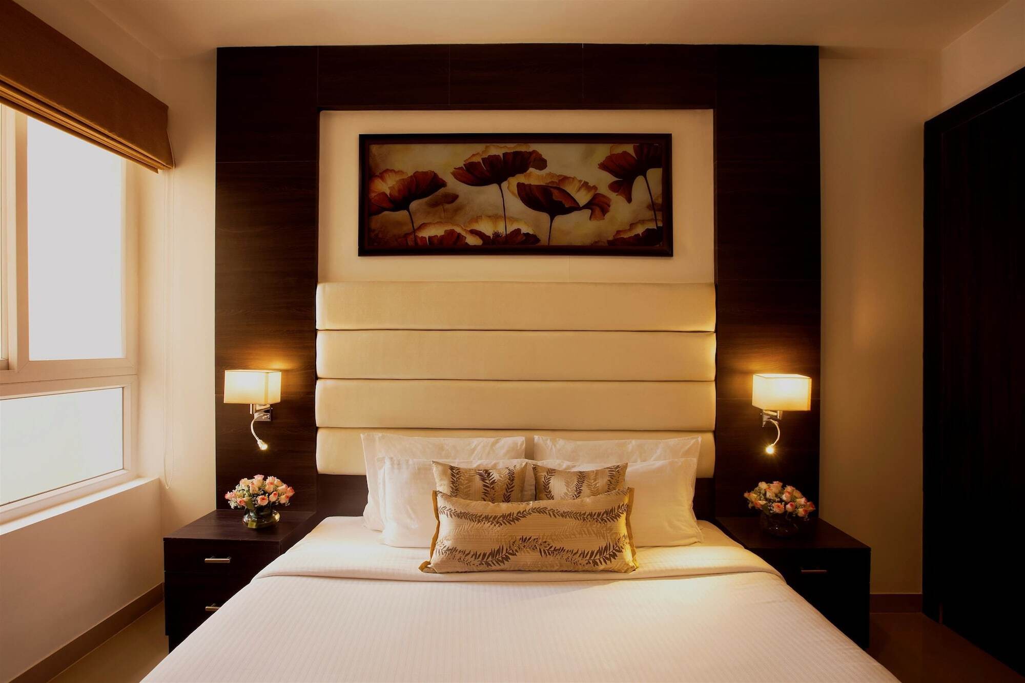 Golden Tulip Bhiwadi Hotel Exterior photo