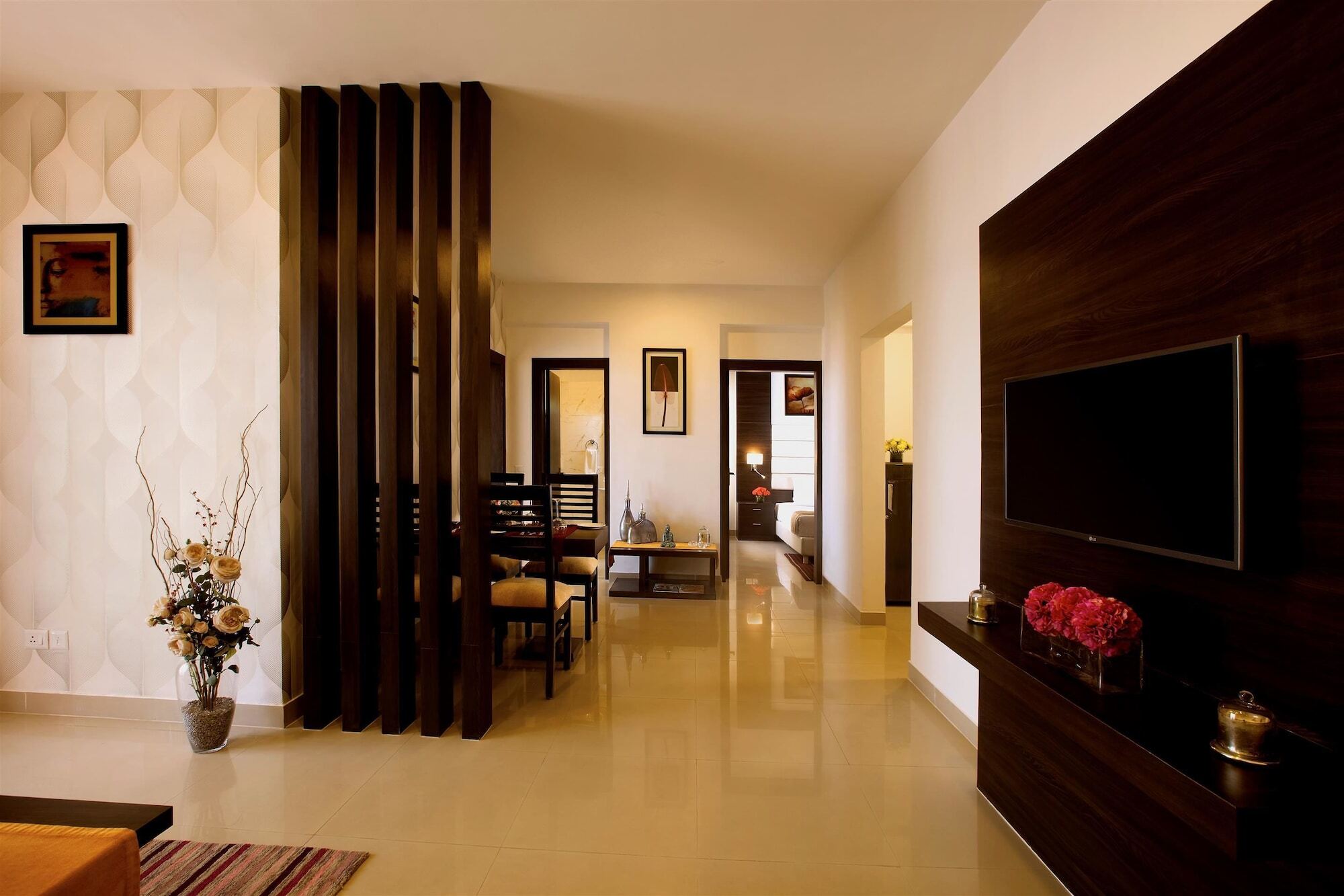 Golden Tulip Bhiwadi Hotel Exterior photo